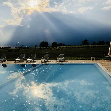 Agriturismo Le Fornase Farm stay Castelnuovo del Garda